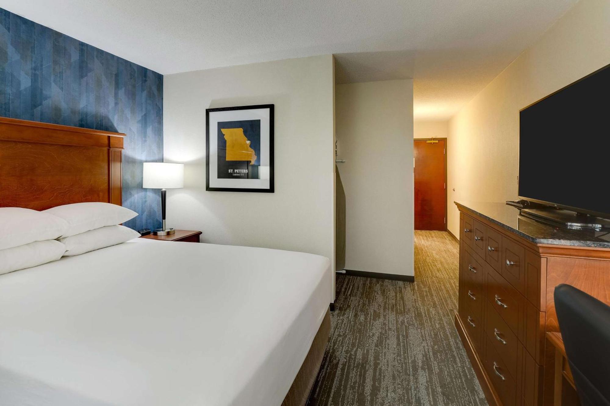 Drury Inn & Suites St. Louis St. Peters Saint Peters Bagian luar foto