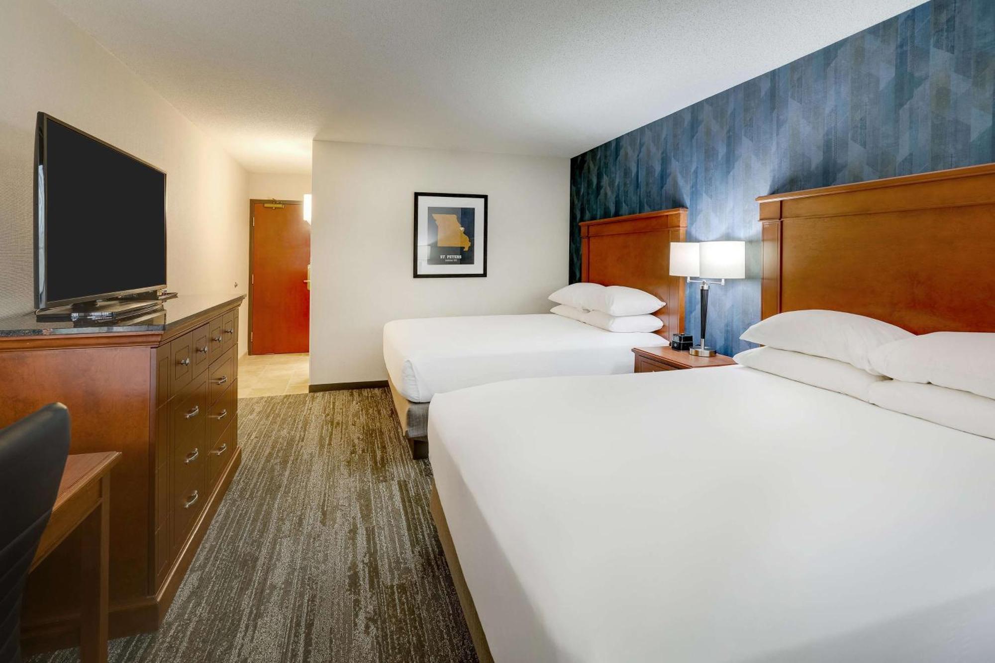 Drury Inn & Suites St. Louis St. Peters Saint Peters Bagian luar foto