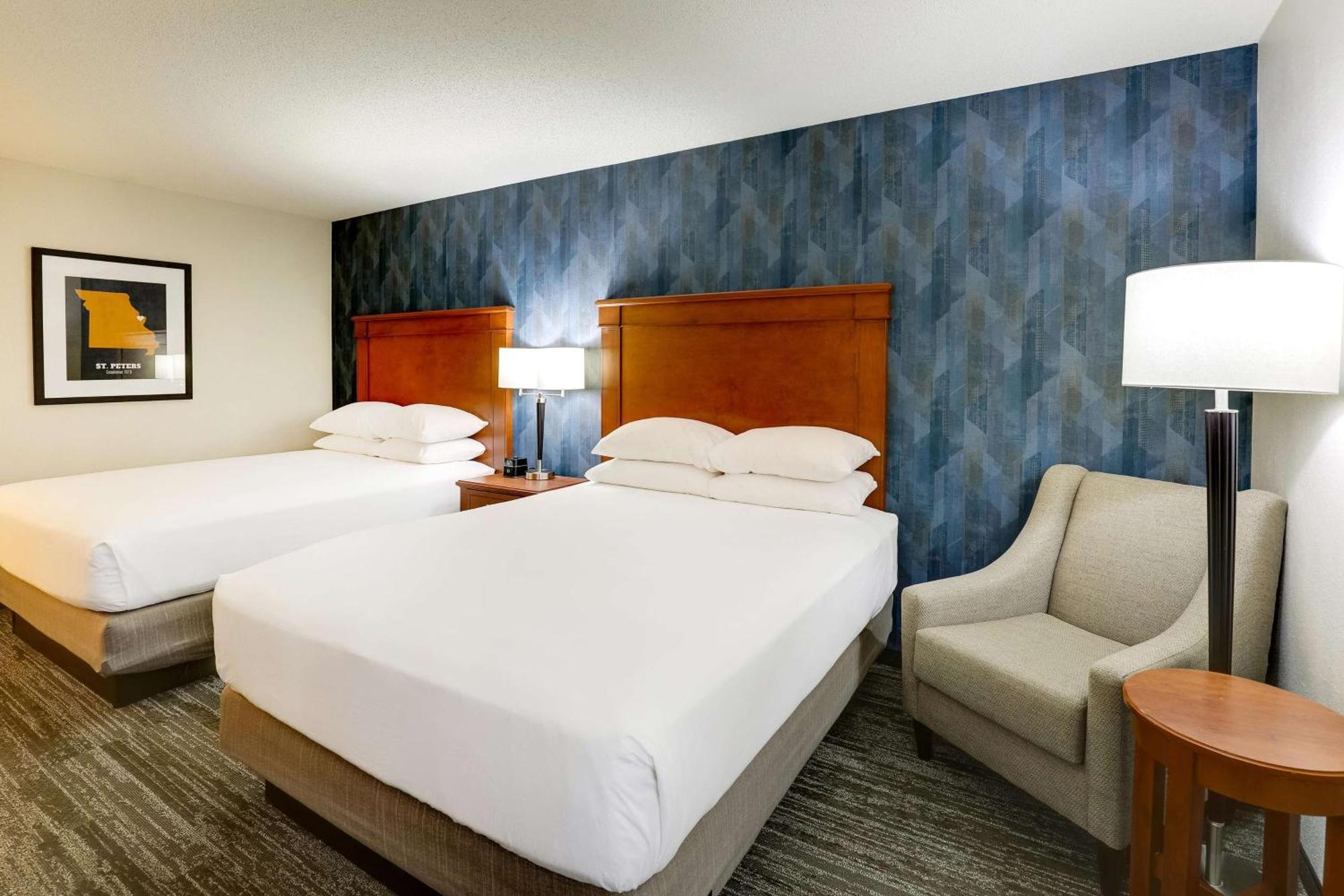 Drury Inn & Suites St. Louis St. Peters Saint Peters Bagian luar foto