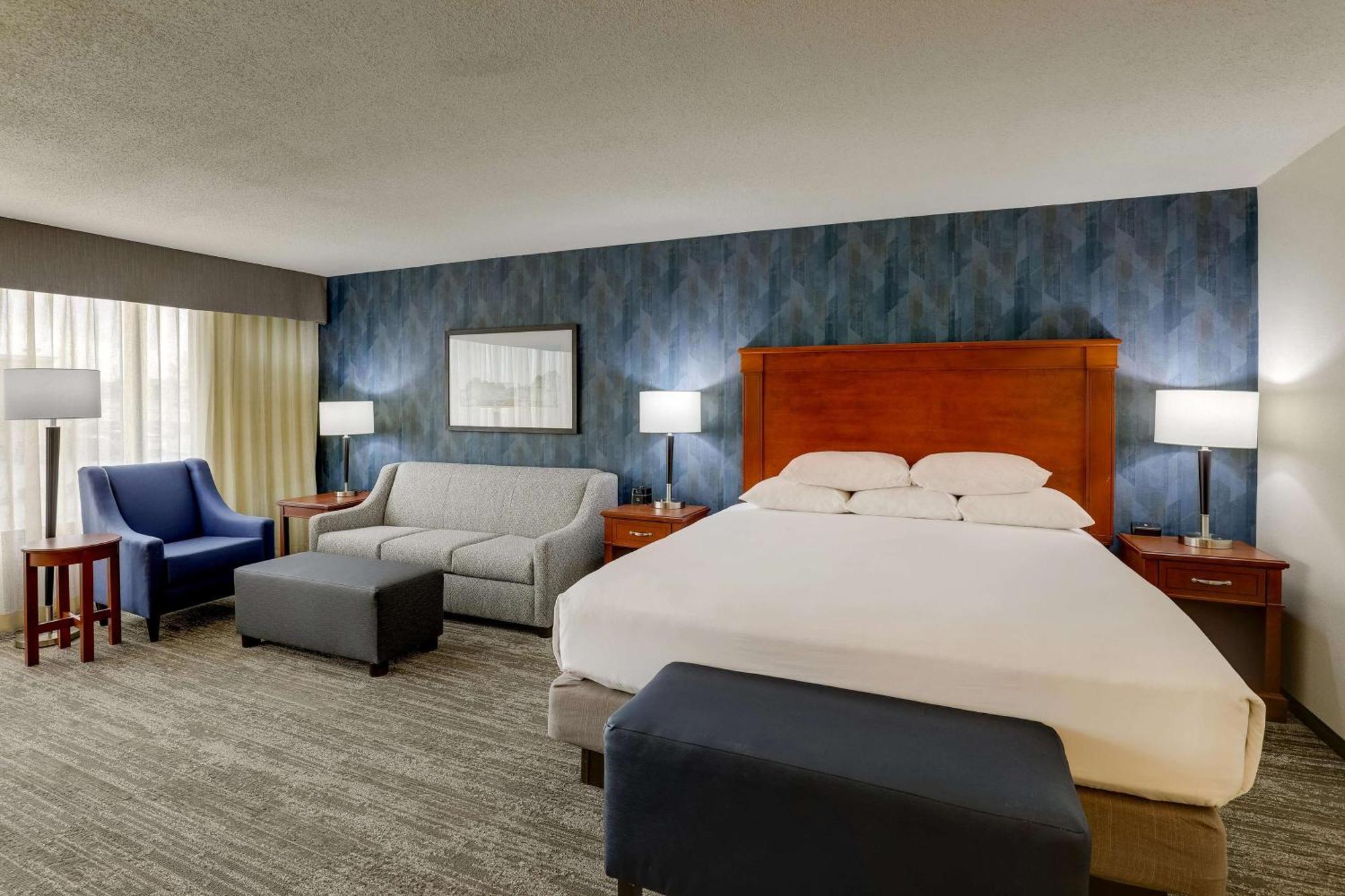 Drury Inn & Suites St. Louis St. Peters Saint Peters Bagian luar foto