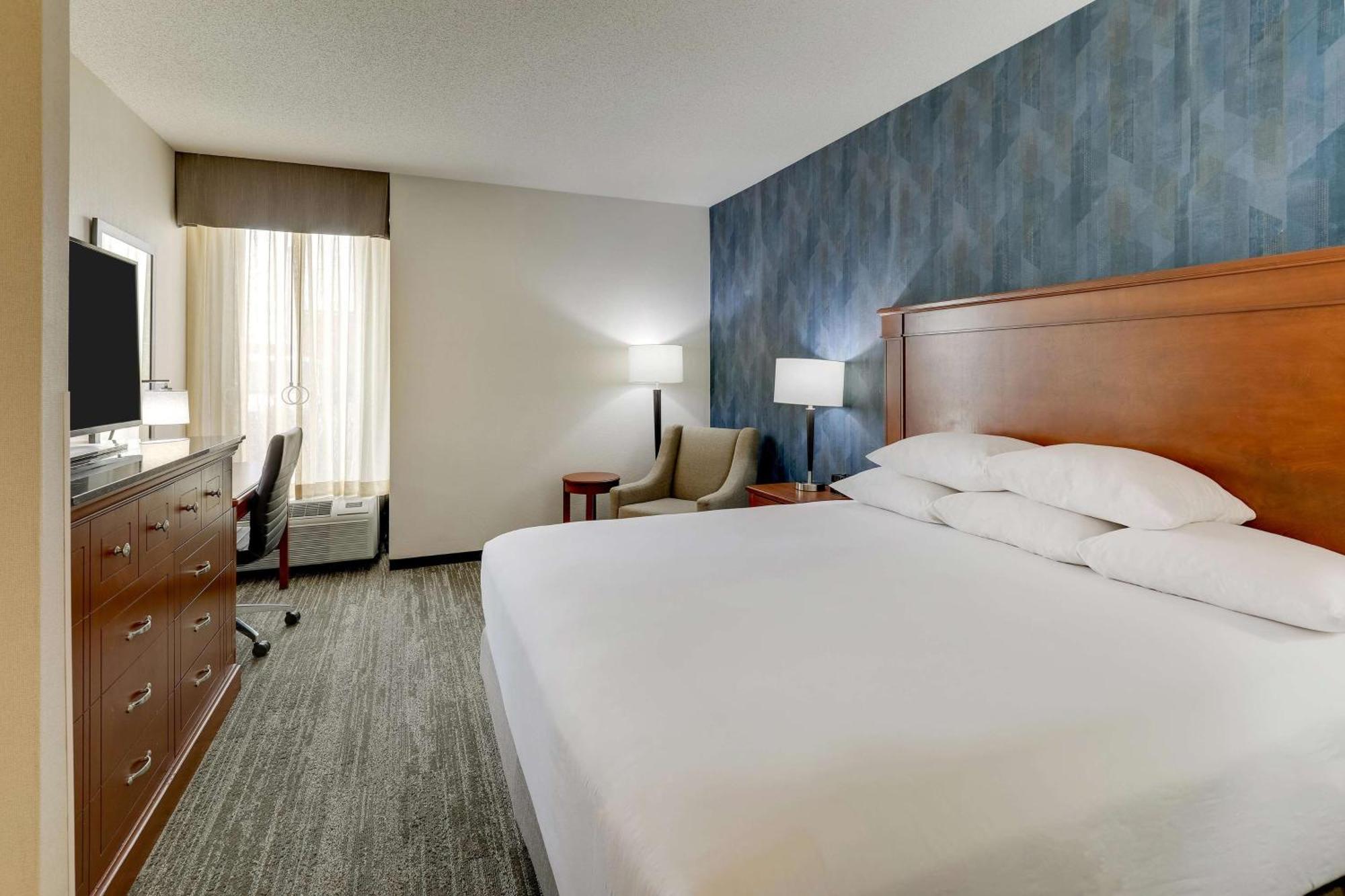 Drury Inn & Suites St. Louis St. Peters Saint Peters Bagian luar foto